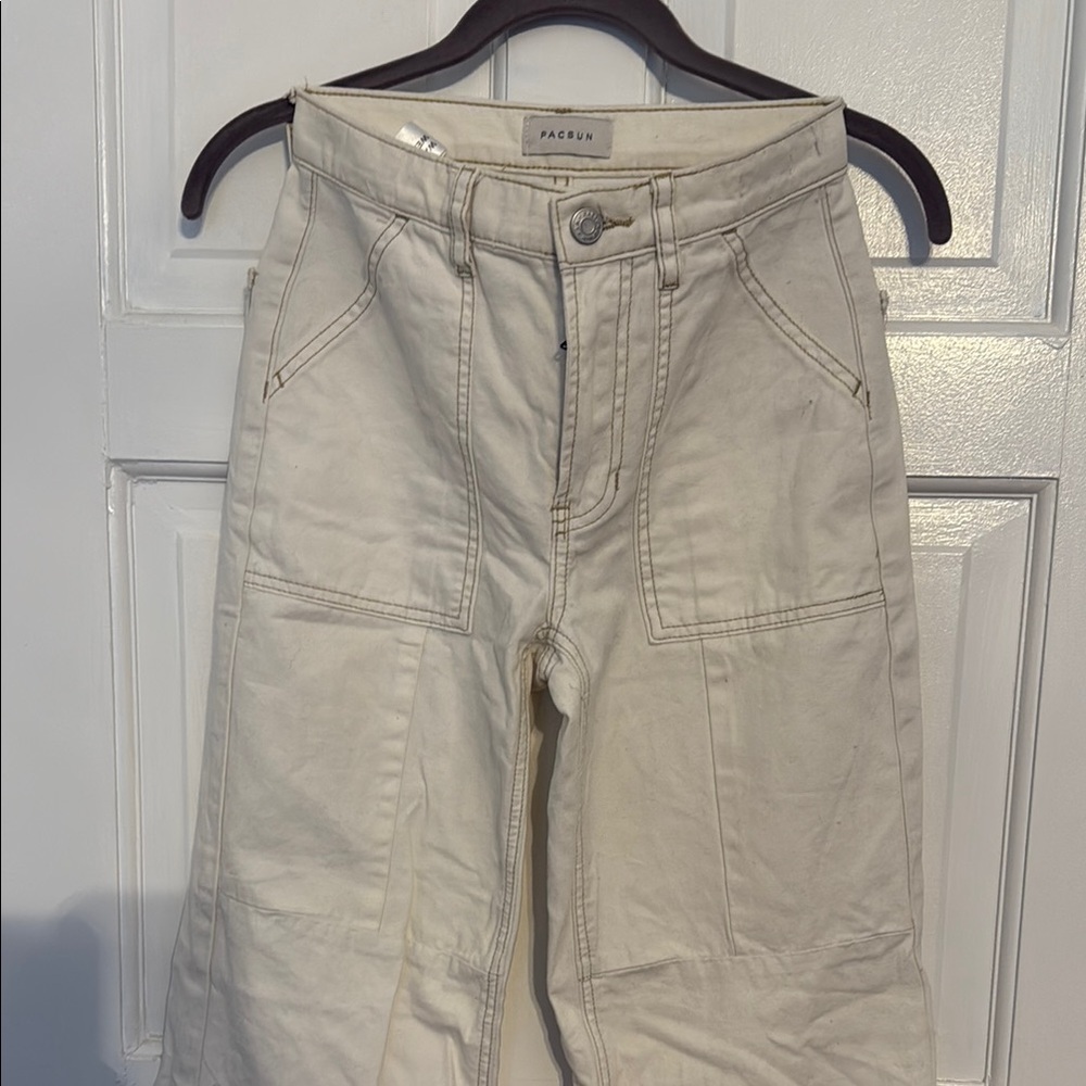 PacSun Cream High-Waisted cargo pants - size 22